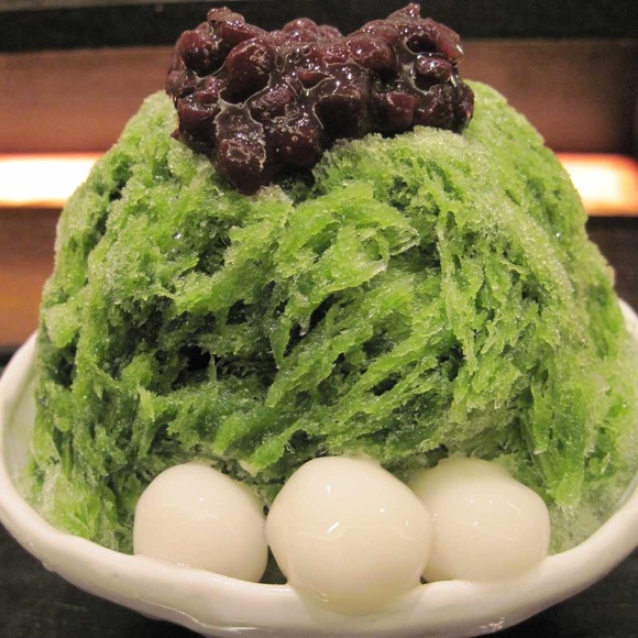 Kakigori Japanese Shaved Ice Maker - Picture 10 of 10